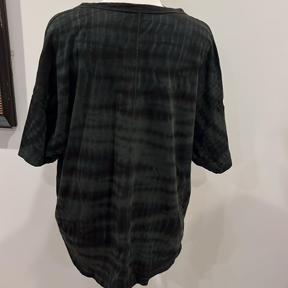 Athleta Organic Cotton Daily Tie-dye Commute T-shirt Medium - Picture 3 of 7